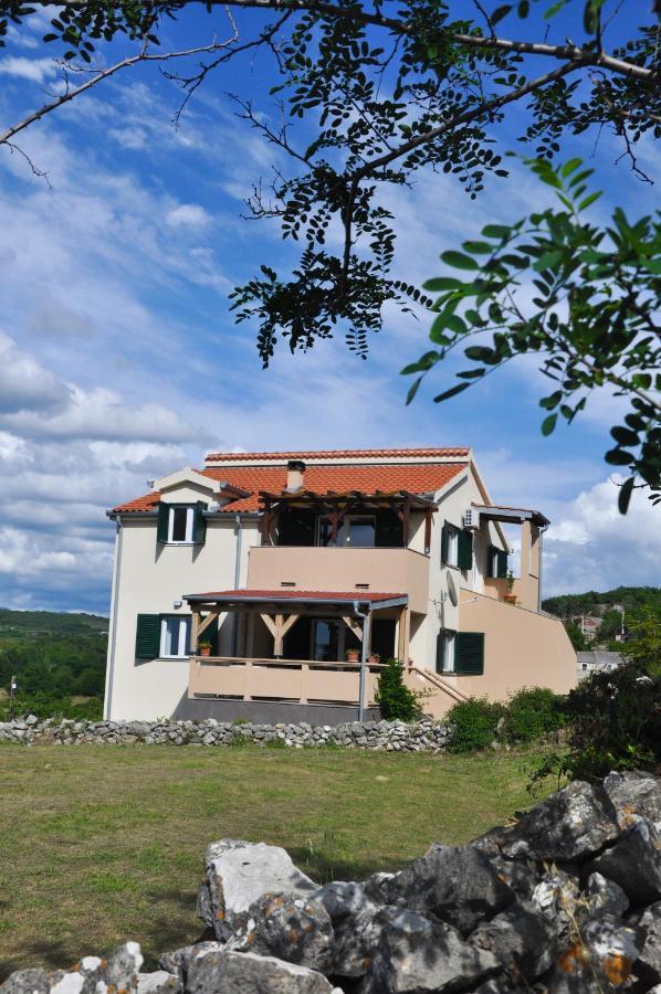 Apartmani Carnizza Ražanac 外观 照片