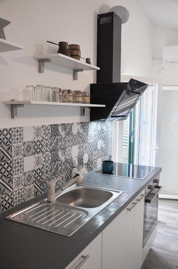 Apartmani Carnizza Ražanac 外观 照片
